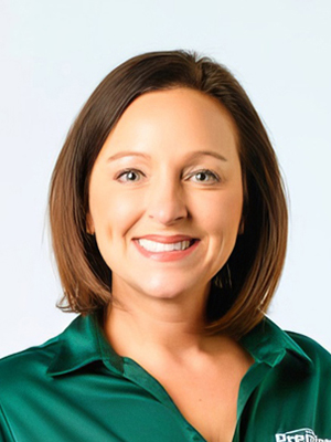 Amy Amend Headshot