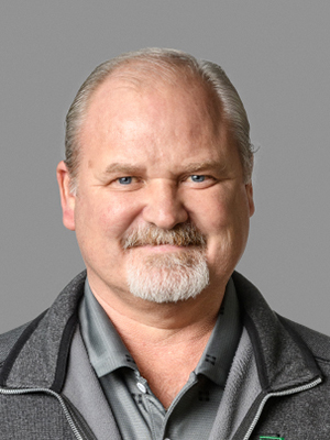 Marc Farnsworth Headshot