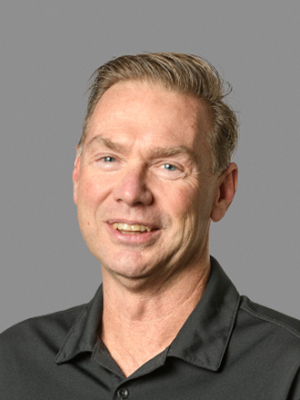 Wade Bennett Headshot